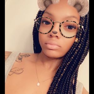 Meet your Posher, Skye